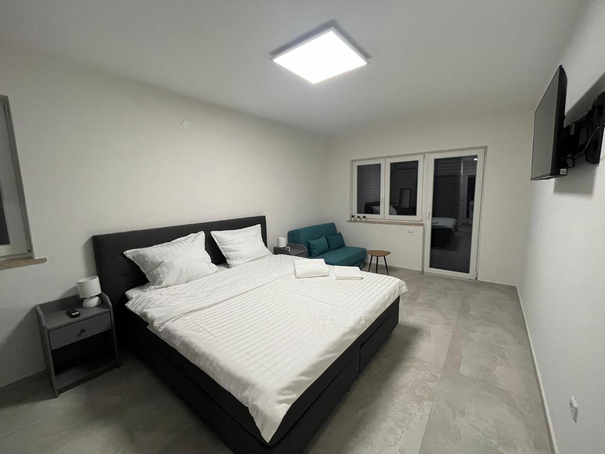 Ližnjan Casa Mira Apartments מראה חיצוני תמונה