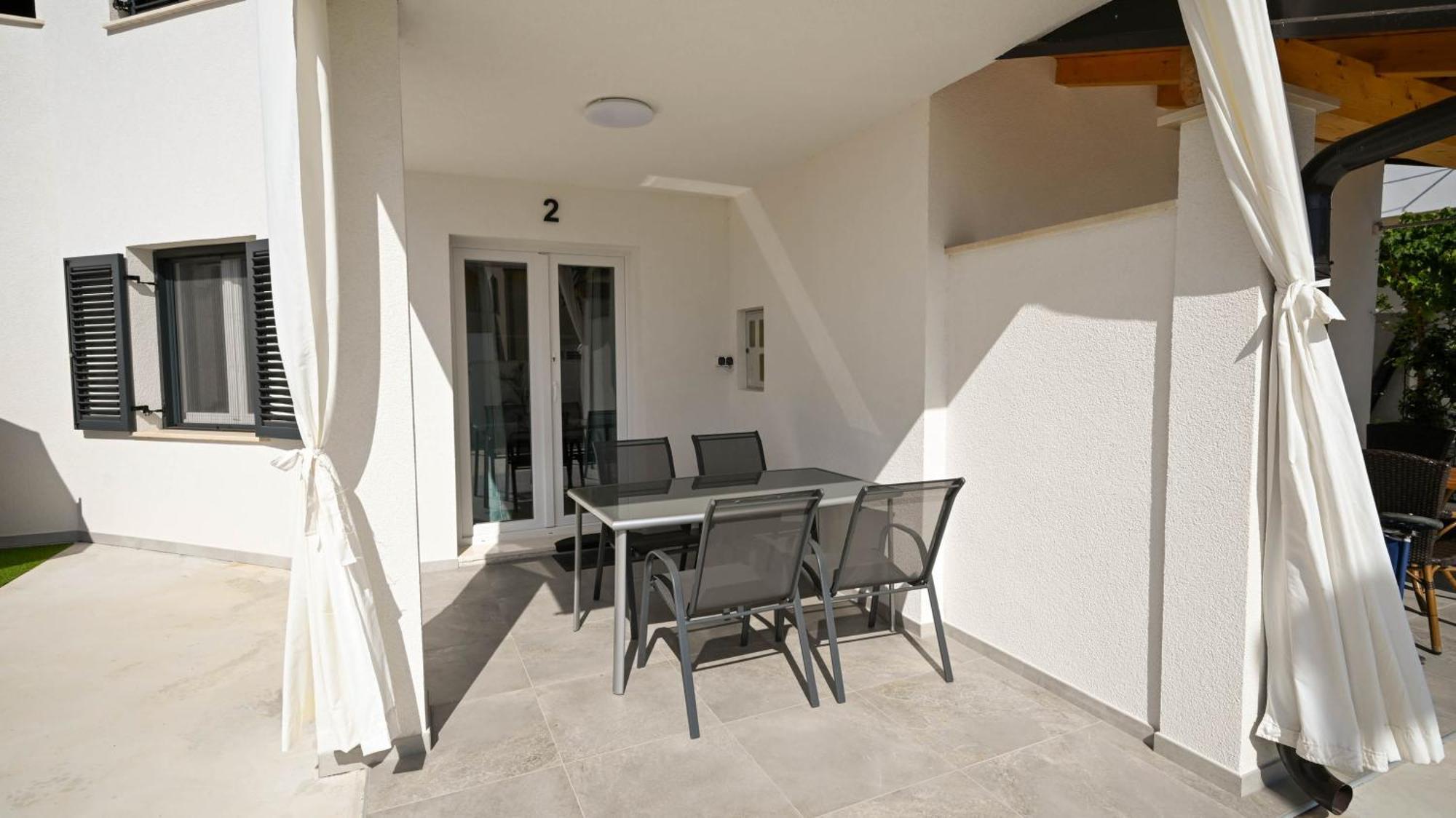 Ližnjan Casa Mira Apartments מראה חיצוני תמונה