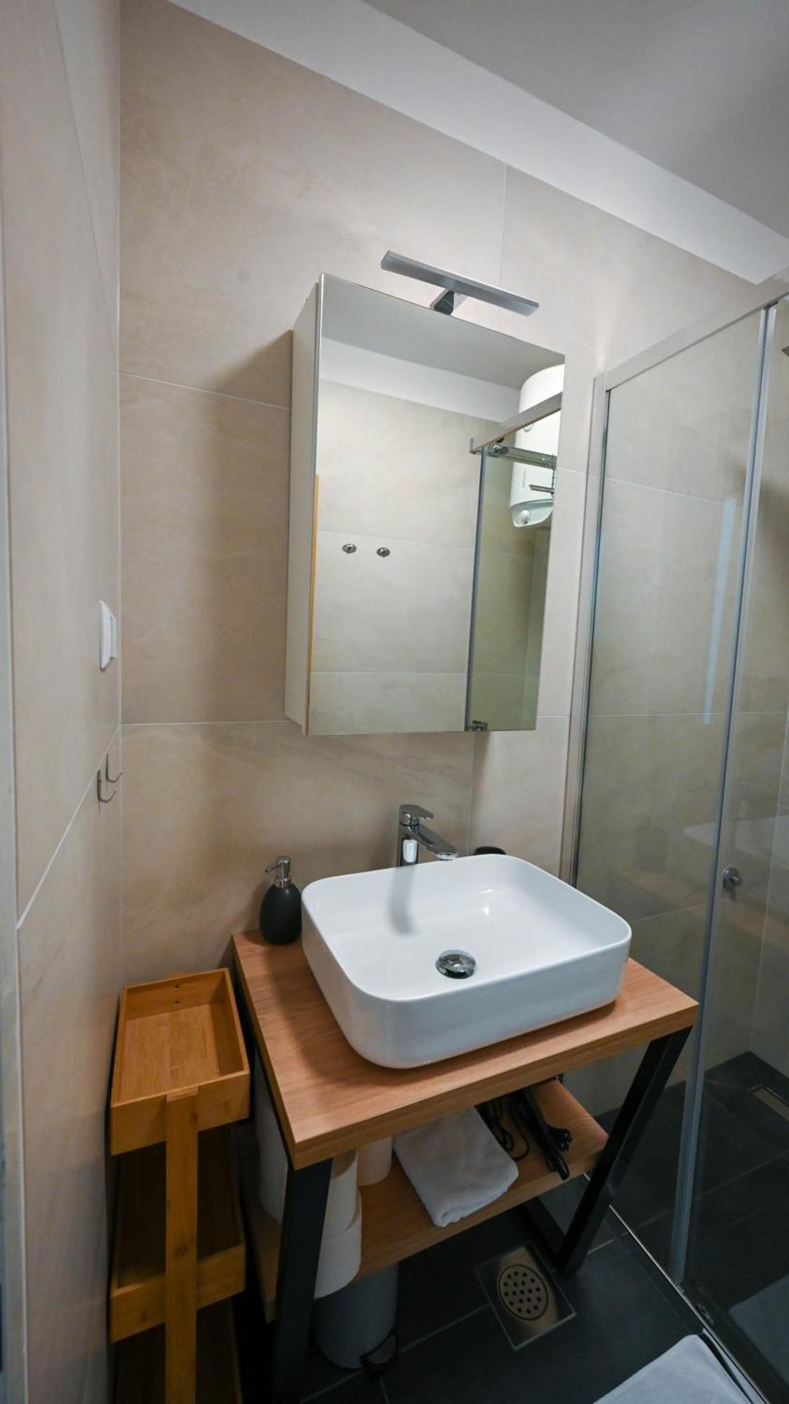 Ližnjan Casa Mira Apartments מראה חיצוני תמונה