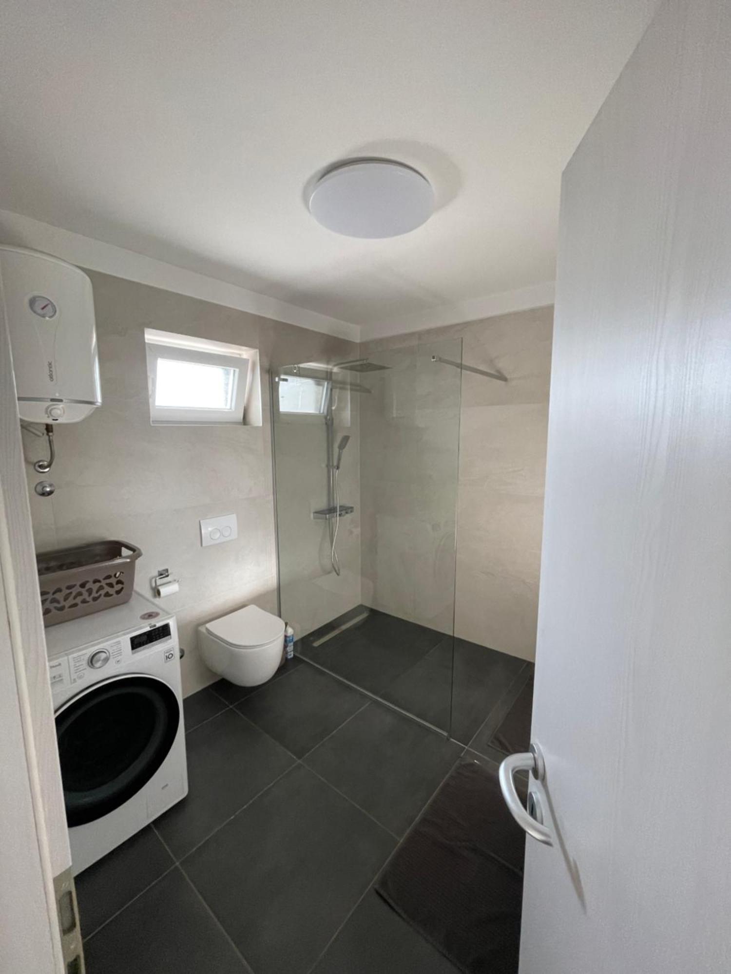 Ližnjan Casa Mira Apartments מראה חיצוני תמונה